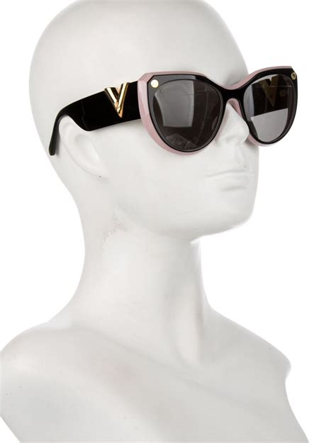 Louis Vuitton 2018 My Fair Lady Sunglasses .